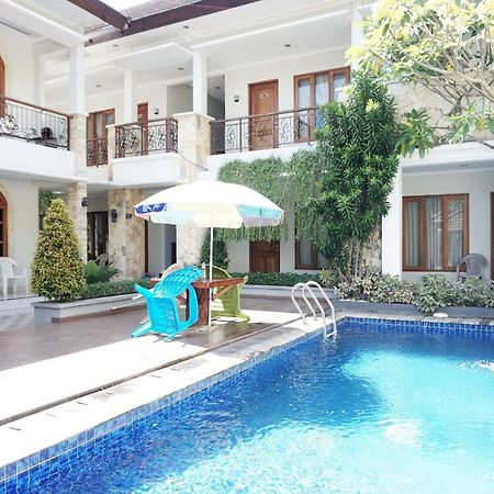 Collection O 3945 Bale Tardian Syariah Hotel Melati ภายนอก รูปภาพ