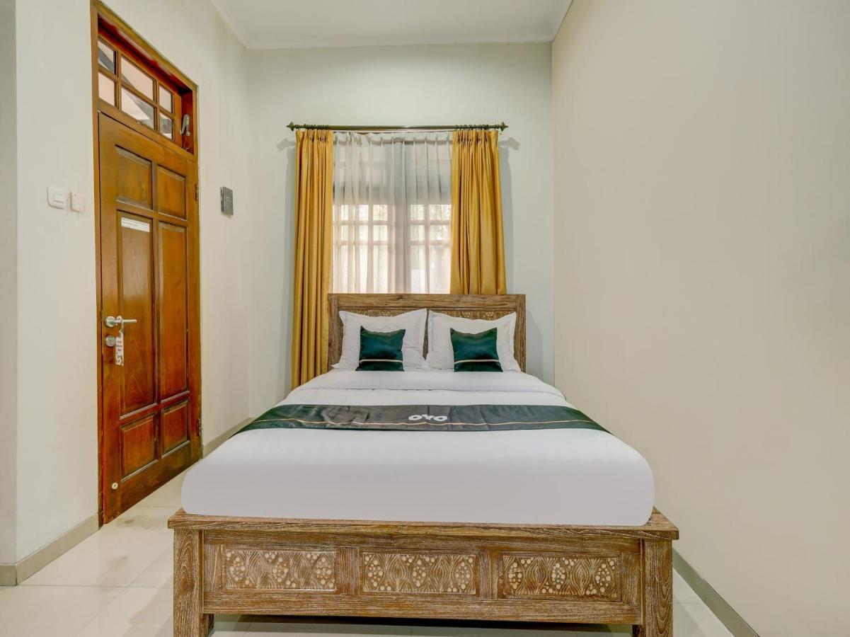 Collection O 3945 Bale Tardian Syariah Hotel Melati ภายนอก รูปภาพ