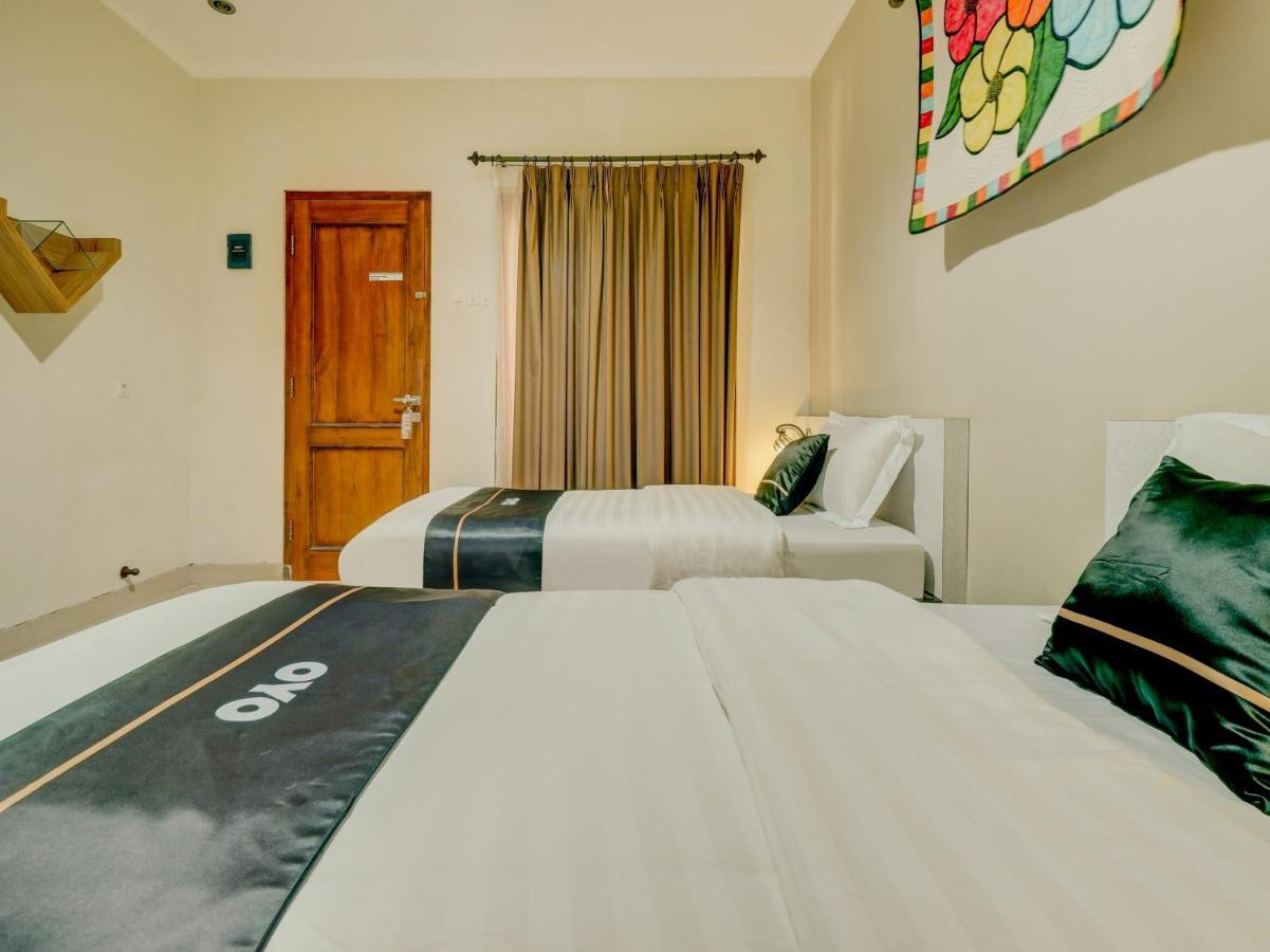 Collection O 3945 Bale Tardian Syariah Hotel Melati ภายนอก รูปภาพ