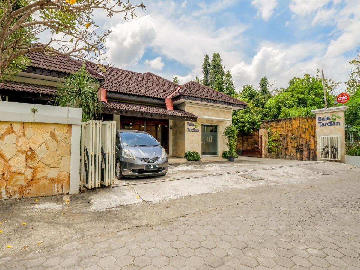 Collection O 3945 Bale Tardian Syariah Hotel Melati ภายนอก รูปภาพ