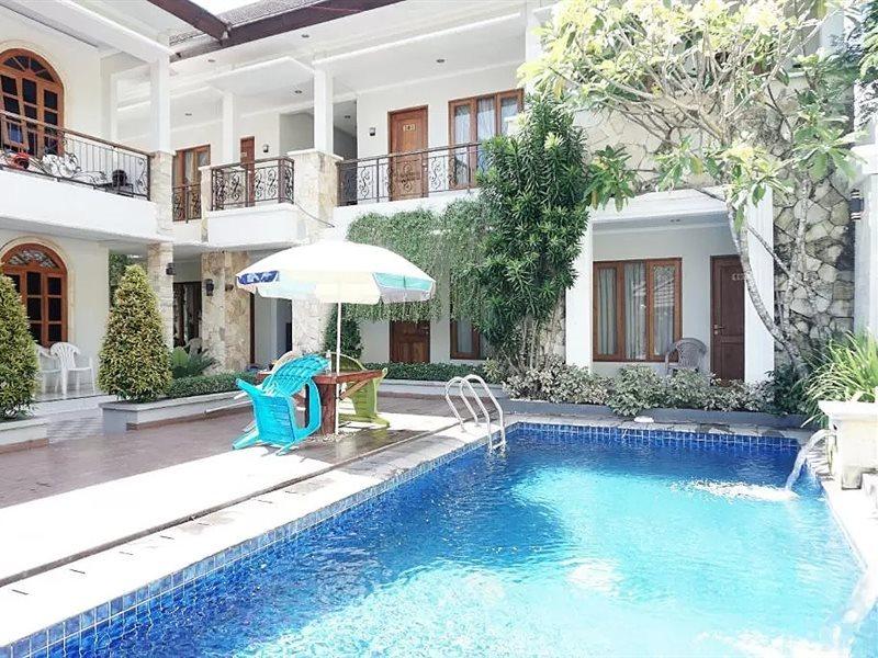 Collection O 3945 Bale Tardian Syariah Hotel Melati ภายนอก รูปภาพ